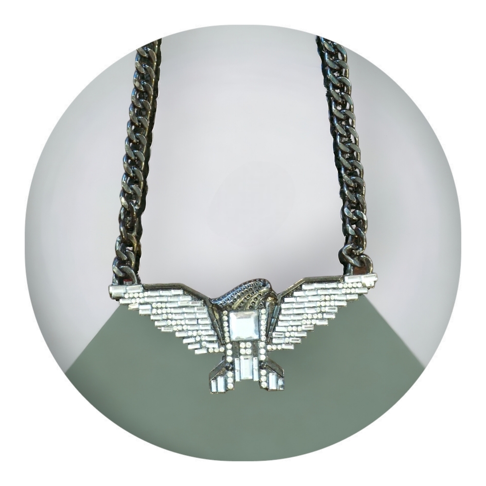 Rhinestone Eagle Nechlace - Picture 1 of 9